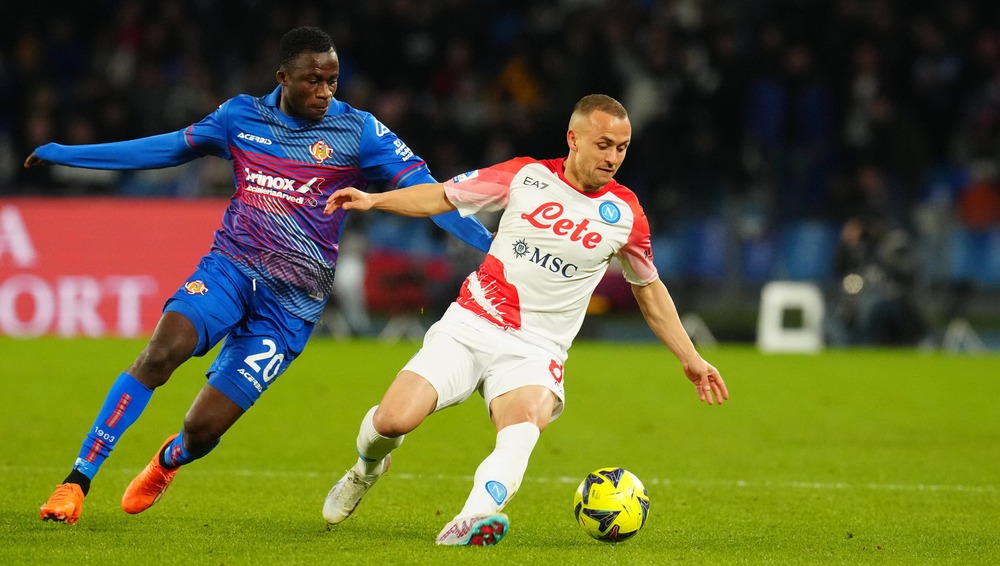 nhan-dinh-soi-keo-cremonese-vs-napoli-luc-21h00-ngay-28-12-2025-1